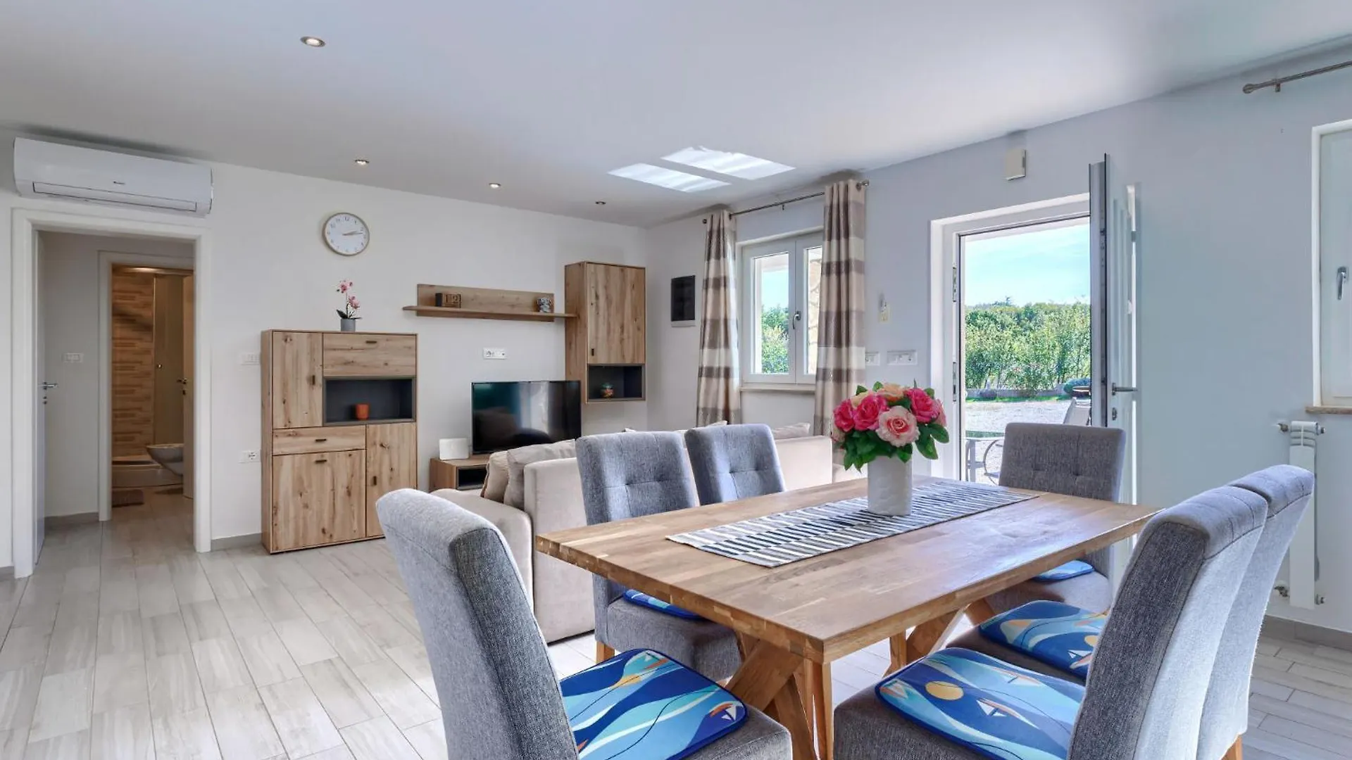 לאבין Holiday Home Villa Veronica By Interhome קרואטיה